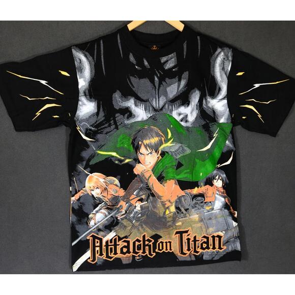 Attack On Titan AOP Shirt Mens Size XL Double Sided Levi Anime Show Crown - Picture 1 of 4